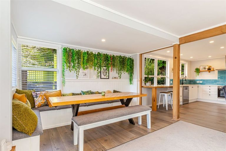 Photo of property in 11 Selwyn Avenue, Glen Eden, Auckland, 0602