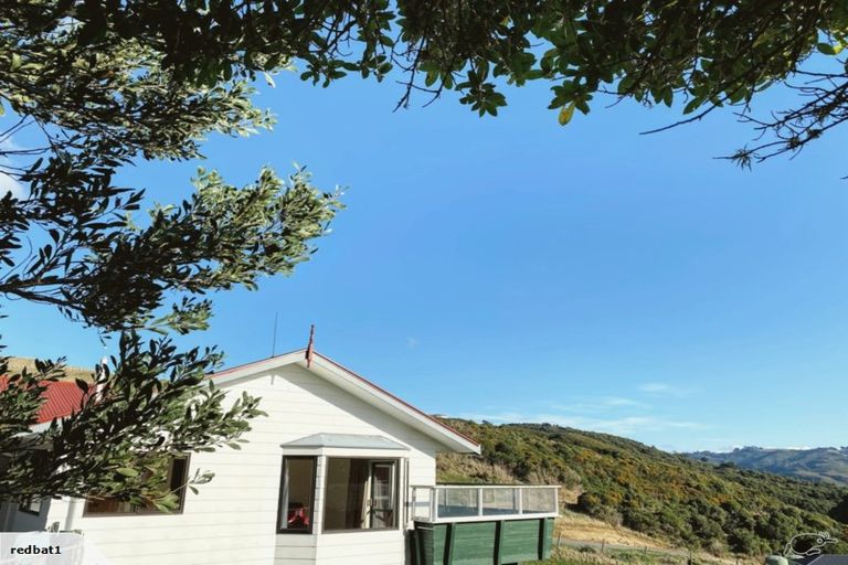 Photo of property in 117 Stratton Street, Normandale, Lower Hutt, 5010