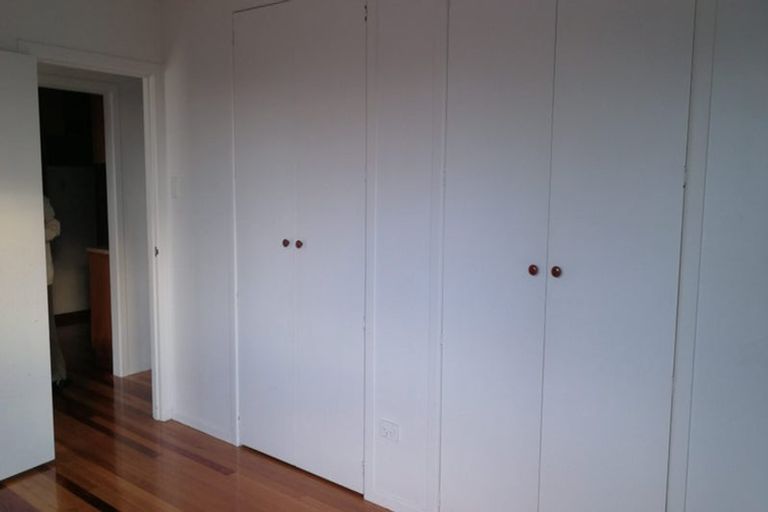 Photo of property in 50 Strid Road, Te Atatu South, Auckland, 0610