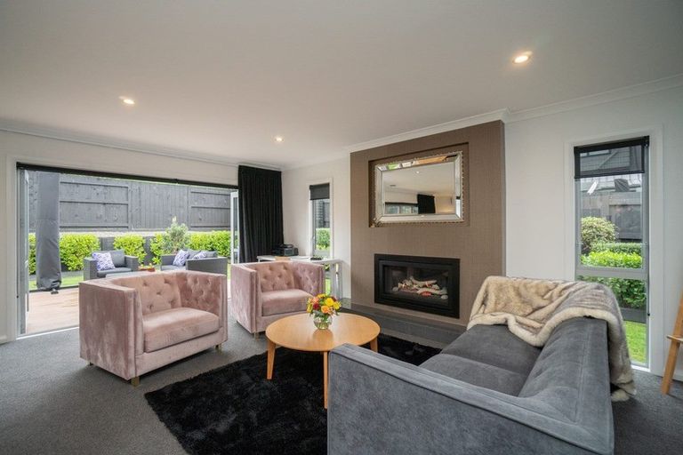 Photo of property in 113 James Line, Kelvin Grove, Palmerston North, 4414
