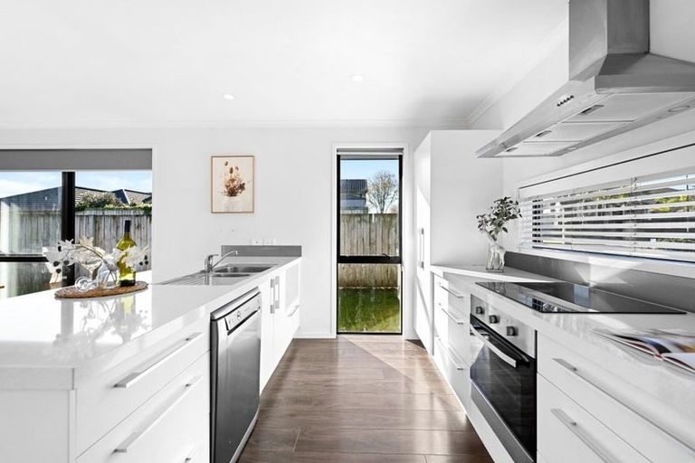 Photo of property in 11 Keston Crescent, Flagstaff, Hamilton, 3210