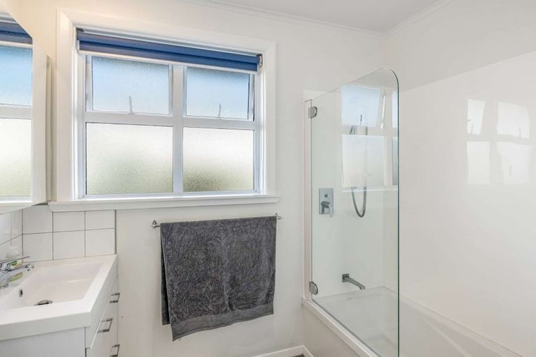 Photo of property in 77 Domett Street, Westport, 7825