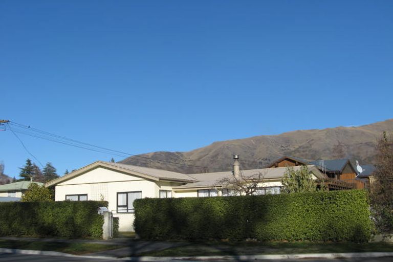 Photo of property in 41 Mcdougall Street, Wanaka, 9305