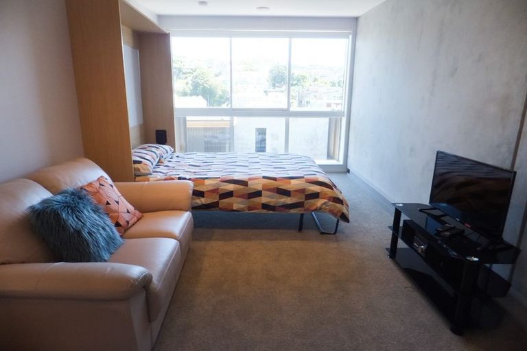 Photo of property in Vedado Apartments, 208/41u Hopper Street, Mount Cook, Wellington, 6011