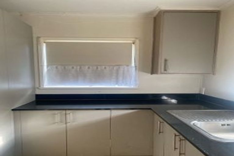 Photo of property in 3/108b Great South Road, Manurewa, Auckland, 2102