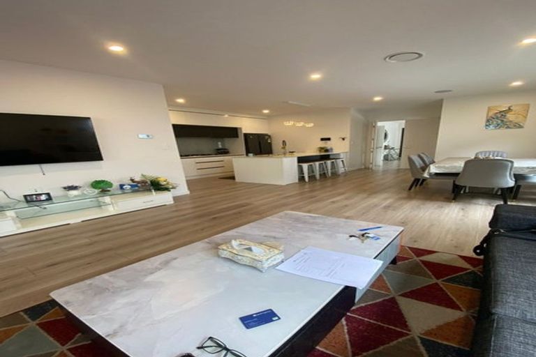 Photo of property in 16 Hauhake Road, Flat Bush, Auckland, 2019