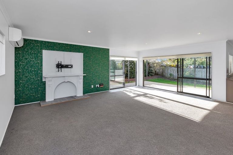 Photo of property in 7 Endeavour Place, One Tree Point, 0118