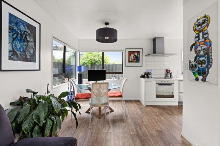 Photo of property in 116a Guppy Road, Taradale, Napier, 4112