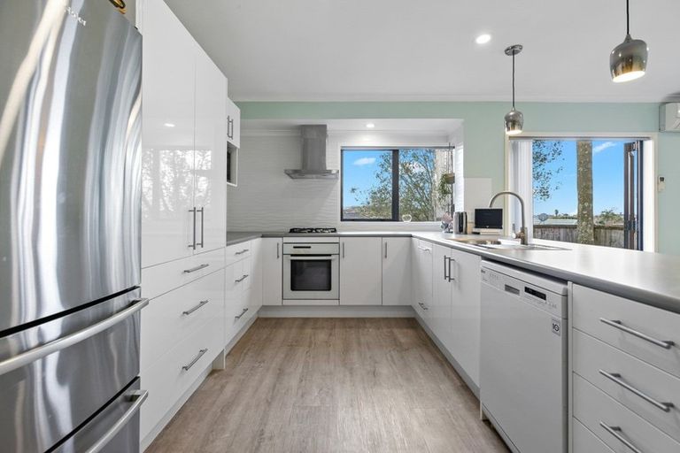 Photo of property in 6 Melfort Place, Nawton, Hamilton, 3200