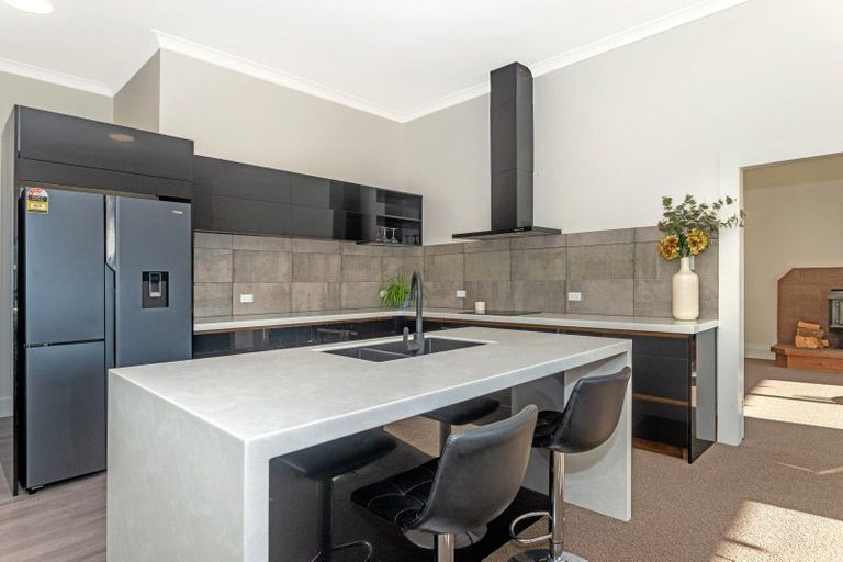 Photo of property in 2 Cobden Street, Gisborne, 4010