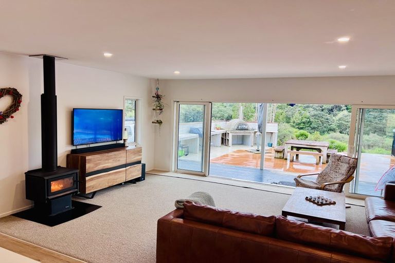 Photo of property in 33 Cory Road, Kaukapakapa, 0873