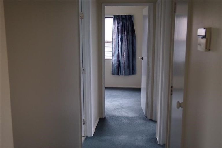 Photo of property in 2/2 Silvan Place, Bell Block, New Plymouth, 4312