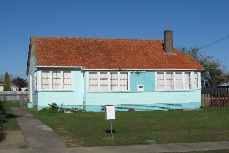 Photo of property in 11 Goldsmith Crescent, Levin, 5510