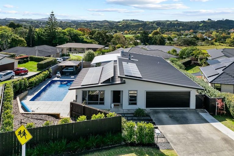 Photo of property in 15 Belvedere Place, Warkworth, 0910