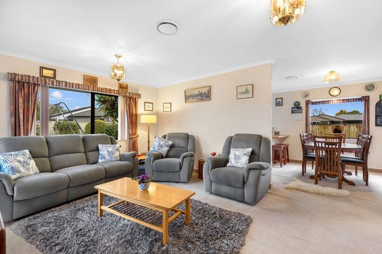 Photo of property in 3 Celtic Court, Roslyn, Palmerston North, 4414