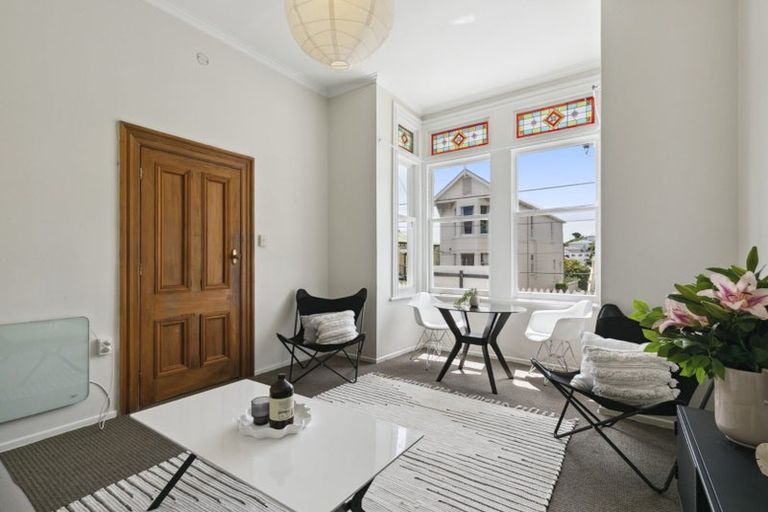 Photo of property in 96 Pirie Street, Mount Victoria, Wellington, 6011