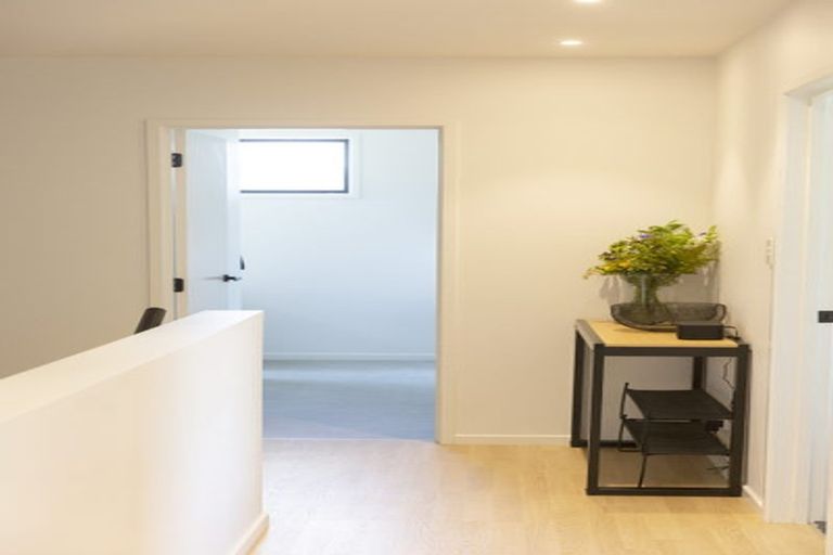 Photo of property in 50 Kings Drive, Wanaka, 9305