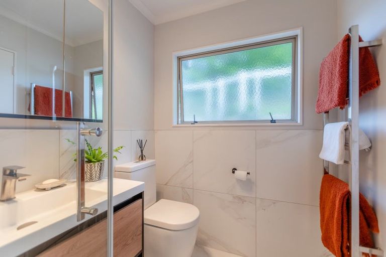 Photo of property in 5 Matthew Street, Waipawa, 4210