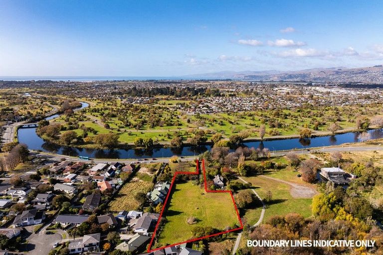 Photo of property in 225 New Brighton Road, Burwood, Christchurch, 8061