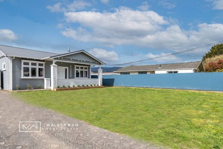 Photo of property in 23 Ward Street, Trentham, Upper Hutt, 5018
