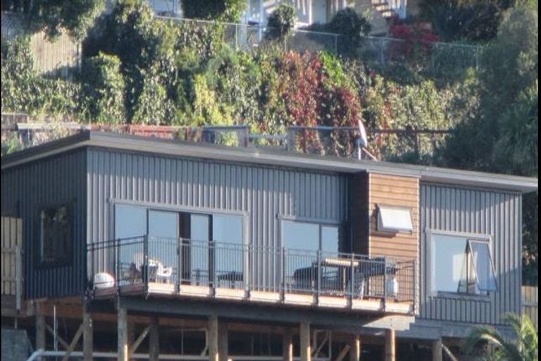 Photo of property in 9 Fitzroy Road, Bluff Hill, Napier, 4110