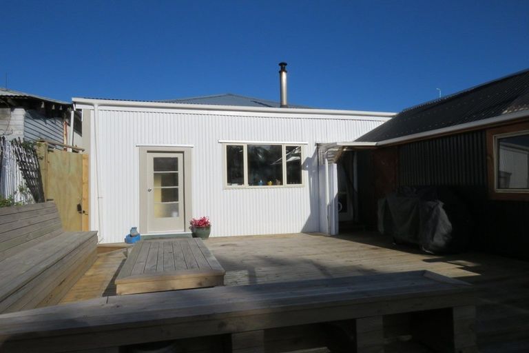 Photo of property in 87 Peel Street, Westport, 7825