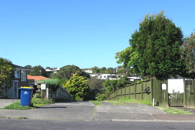 Photo of property in 30a Sealy Road, Torbay, Auckland, 0630