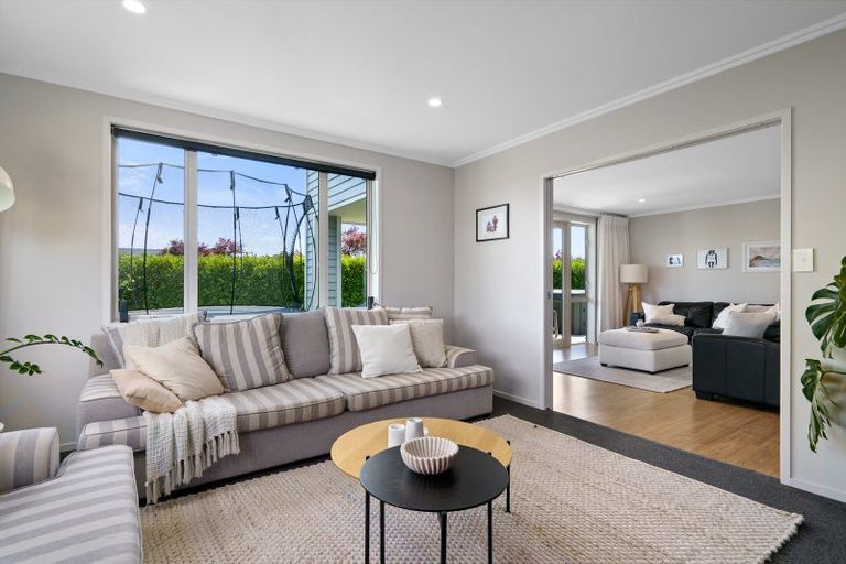 Photo of property in 1 Boyce Crescent, Cambridge, 3434