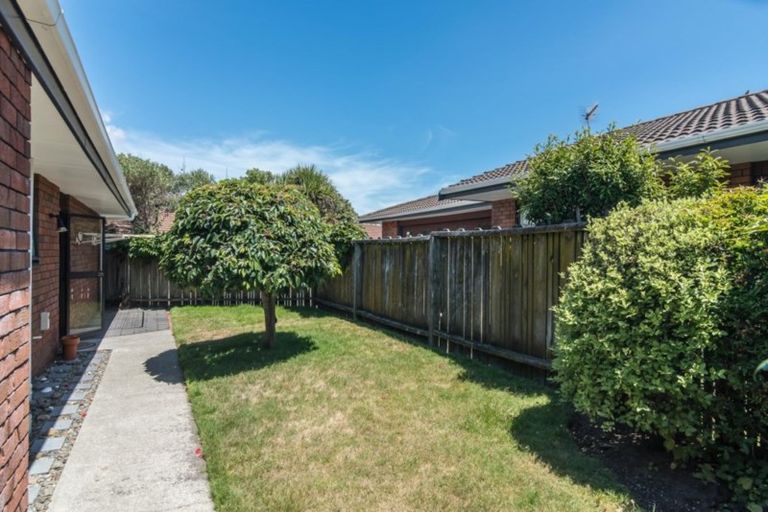 Photo of property in 3b Pinewood Grove, Paraparaumu Beach, Paraparaumu, 5032