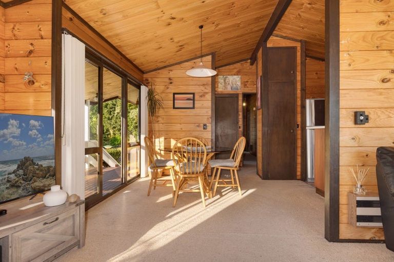 Photo of property in 6 Langstone Street, Welcome Bay, Tauranga, 3112