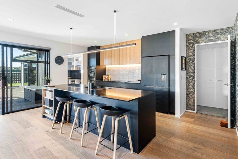 Photo of property in 19 Frank Ernest Crescent, Prebbleton, 7676