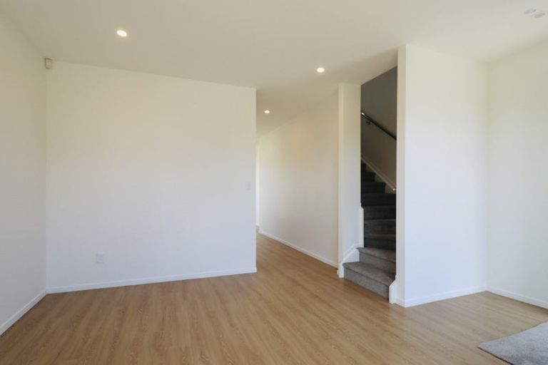 Photo of property in 25 Woven Place, Karaka, 2113