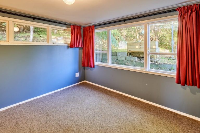 Photo of property in 26 Mataura Grove, Wainuiomata, Lower Hutt, 5014