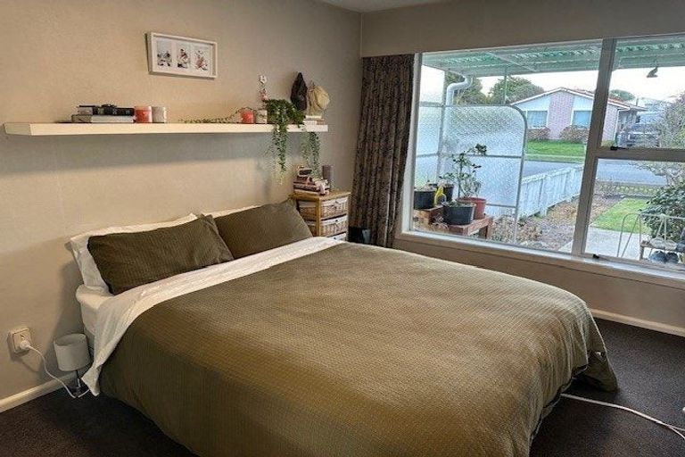 Photo of property in 43 Erin Crescent, Mairehau, Christchurch, 8013