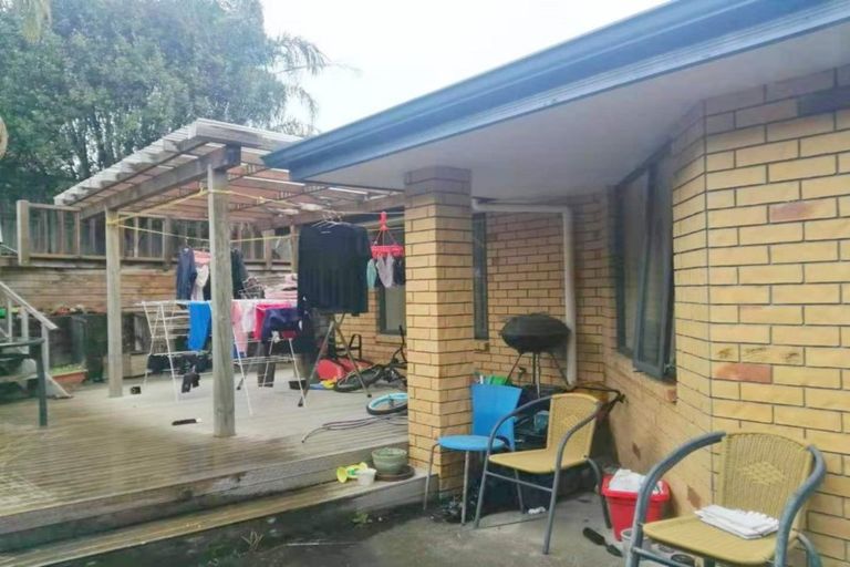 Photo of property in 3 Marbella Crescent, Oteha, Auckland, 0632