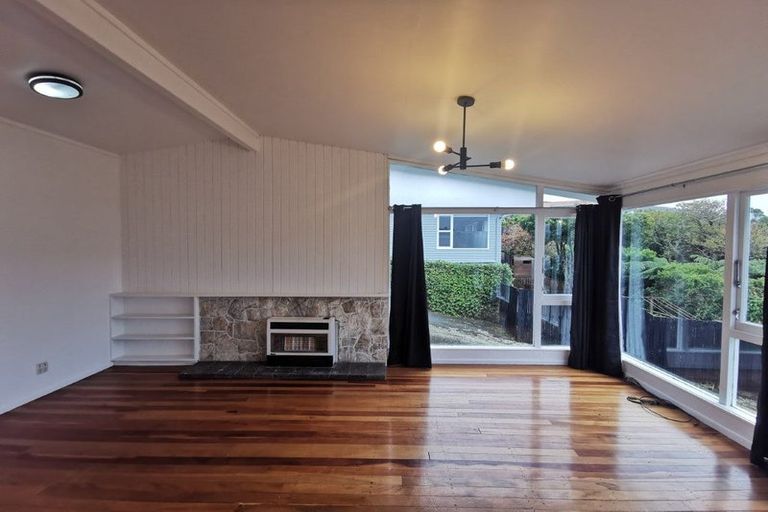 Photo of property in 79 Collier Avenue, Karori, Wellington, 6012