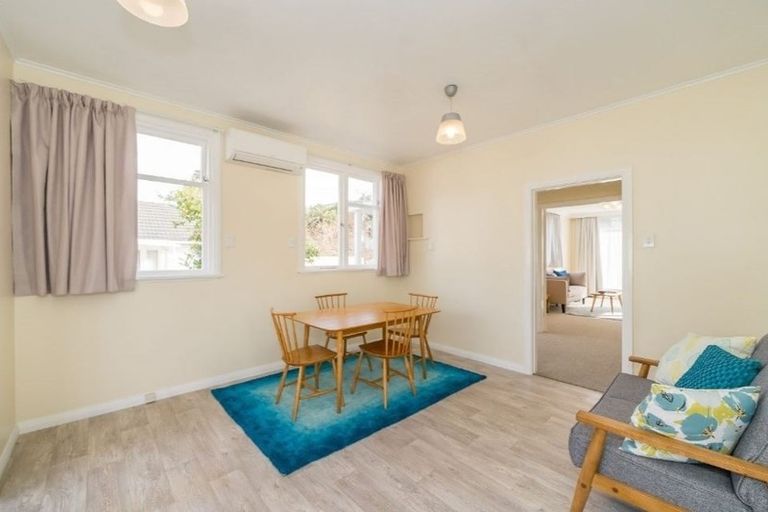 Photo of property in 21 Rawhiti Street, Stokes Valley, Lower Hutt, 5019