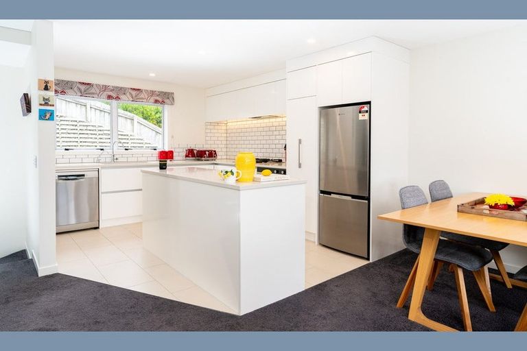 Photo of property in 5/143 Cockayne Road, Khandallah, Wellington, 6035