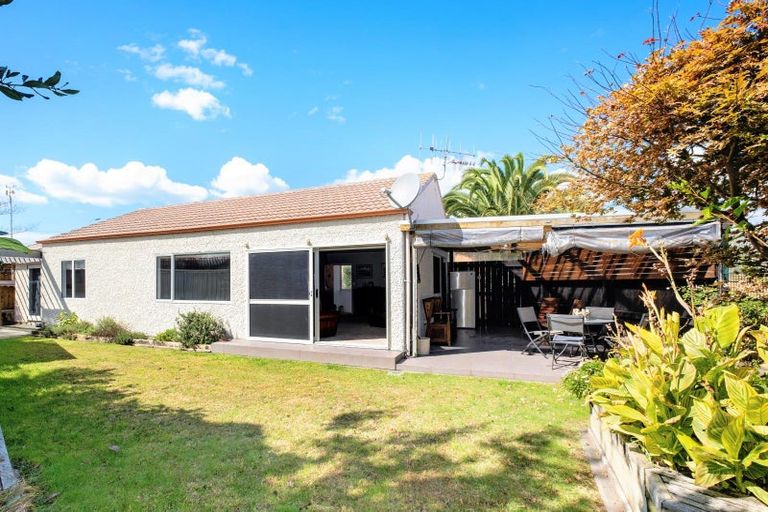 Photo of property in 4/184 Charles Street, Westshore, Napier, 4110