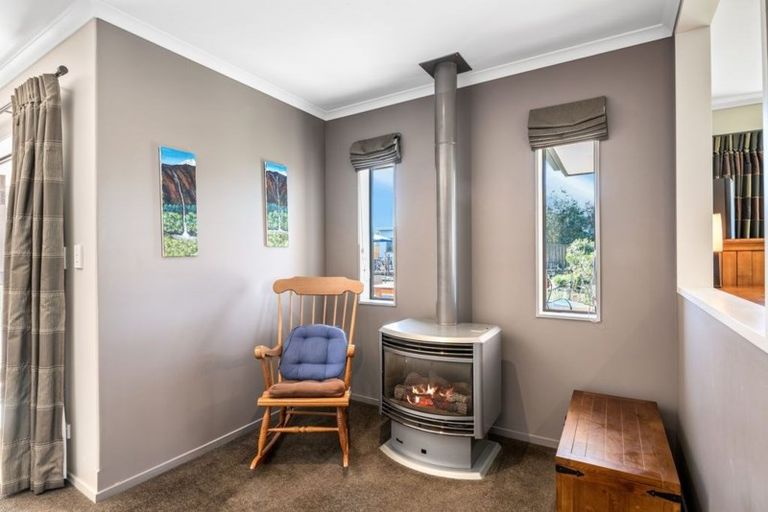 Photo of property in 8 Frame Crescent, Rolleston, 7614