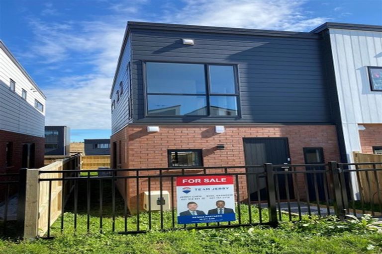 Photo of property in 17 Hearth Street, Flat Bush, Auckland, 2019