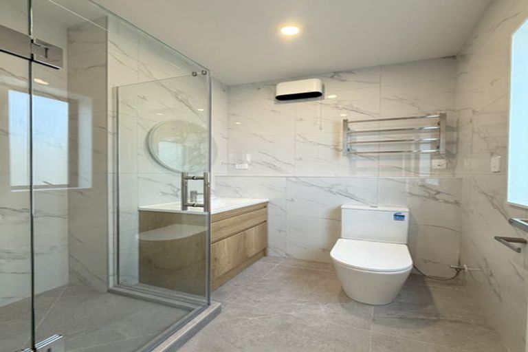Photo of property in 25c Withers Road, Glen Eden, Auckland, 0602