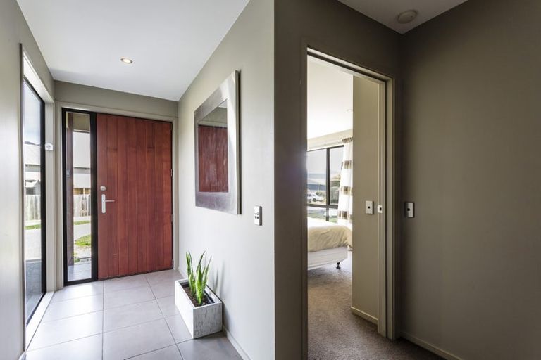 Photo of property in 13b Mataraki Place, Wanaka, 9305