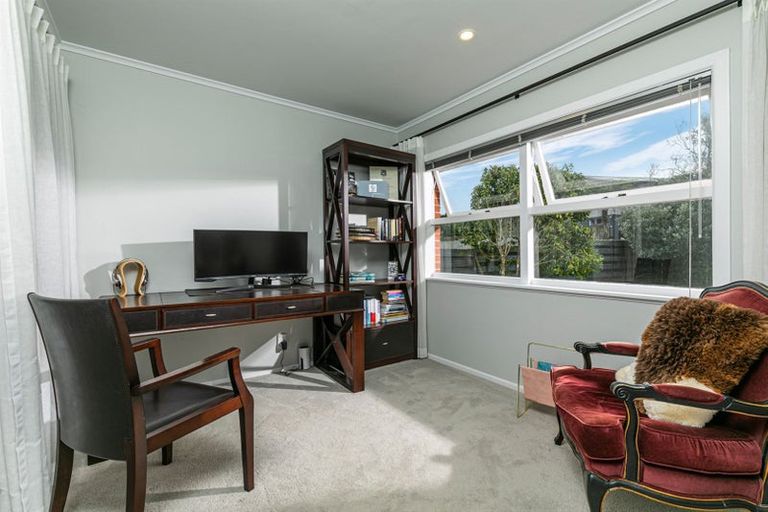 Photo of property in 27 Stanaway Street, Hillcrest, Auckland, 0627