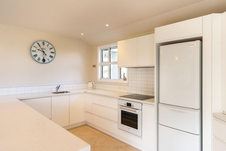 Photo of property in 35b Kotare Street, Waikanae, 5036