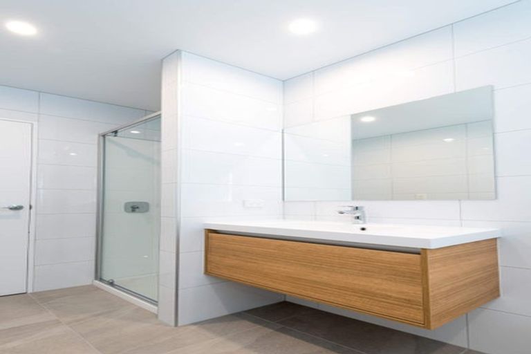 Photo of property in 9 Waituarua Drive, Takanini, 2112