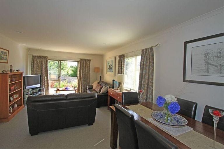 Photo of property in 8/55 Verbena Road, Birkdale, Auckland, 0626