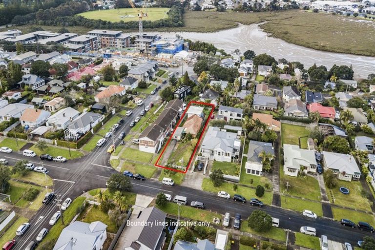 Photo of property in 39a Aramoana Avenue, Devonport, Auckland, 0624