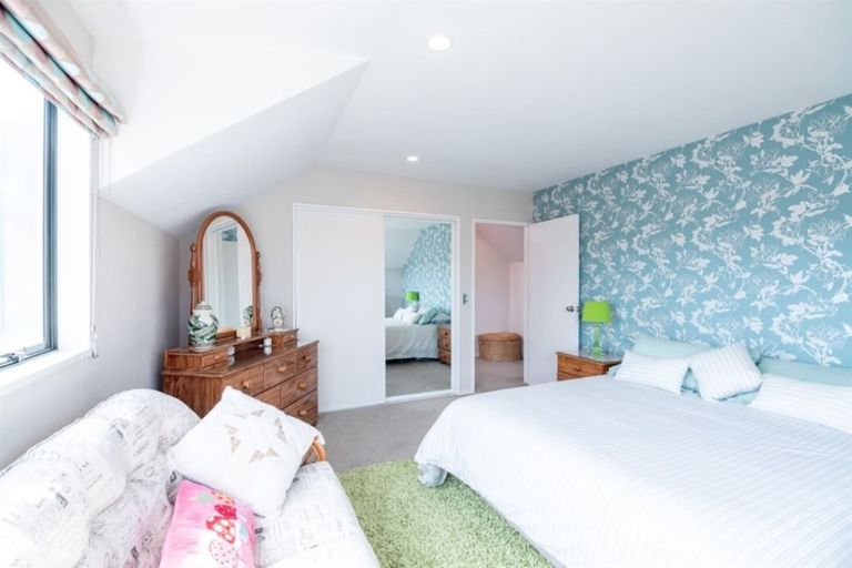 Photo of property in 165 Peverel Street, Riccarton, Christchurch, 8041