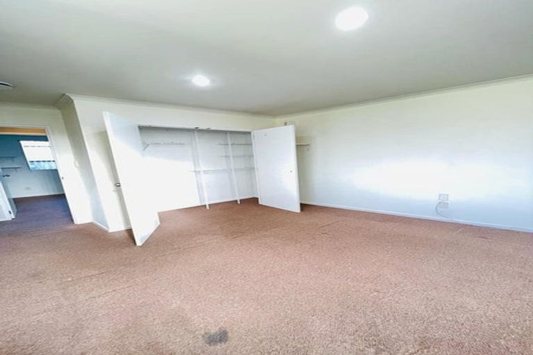 Photo of property in 11 Marblewood Grove, Pukekohe, 2120